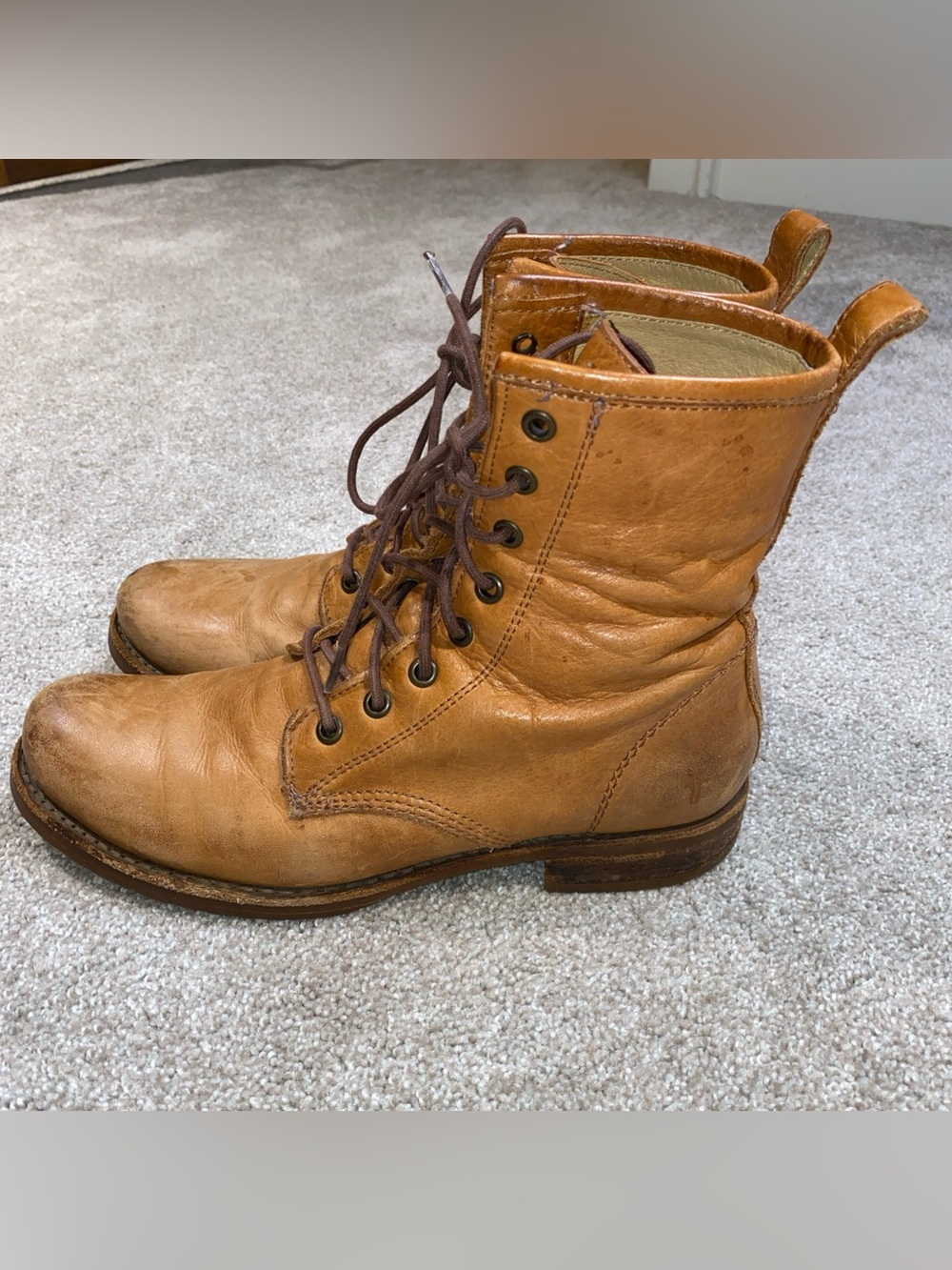 Frye Veronica Combat Boots Lace Up Size 8.5 B Caramel Well Worn Rugged